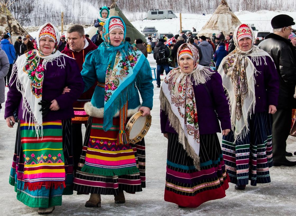 Участие в XVI Международной выставке-ярмарке «СОКРОВИЩА СЕВЕРА - Мастера и художники России 2021» со стендом «Сохраним шитьевое мастерство для потомков»