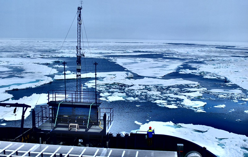 Арктика сегодня: льготы, генераторы и юбилейная экспедиция