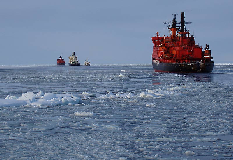 Арктика за неделю: руководство, грузы и суда