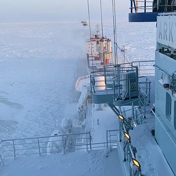 Nuclear Icebreakers Escort Convoy Through Northern Sea Route
