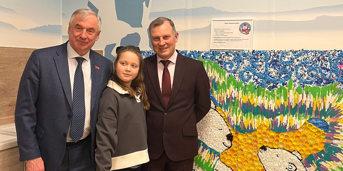 Министр экологии Красноярского края побывал в гостях у «Белого мишки»