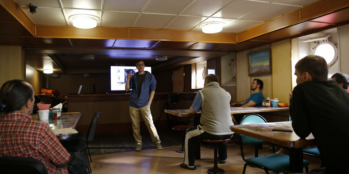 «ПОРА» на борту НЭС «Михаил Сомов»: лекция в Баренцевом море  
