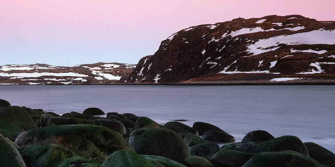 Арктика за неделю: арктический спутник, законодательство и новая экспедиция
