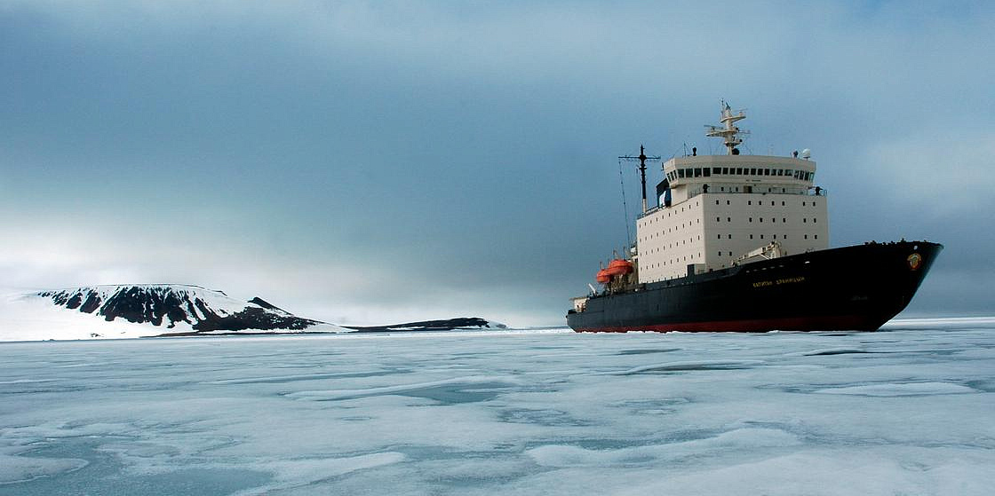 Arctic Hectare, Tourist Destinations, and a New Ship