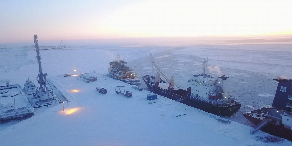 Арктика сегодня. «Новатэк» закажет в Турции плавучую электростанцию для «Арктик СПГ-2»
