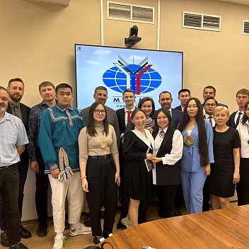 Студенты Школы общественной дипломатии встретились с экспертами ПОРА